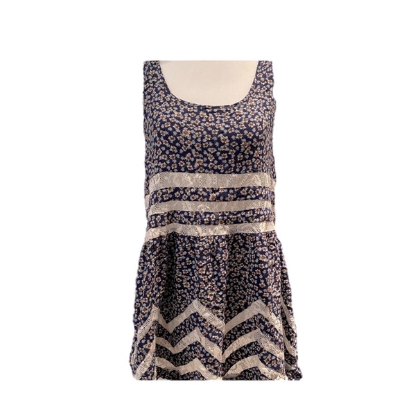 Tea n Cup Dresses & Skirts - Floral and lace slip dress